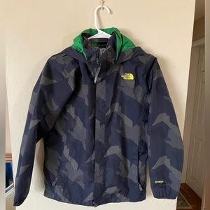 Boys North Face Camo Rain Jacket, Size L (14/16)